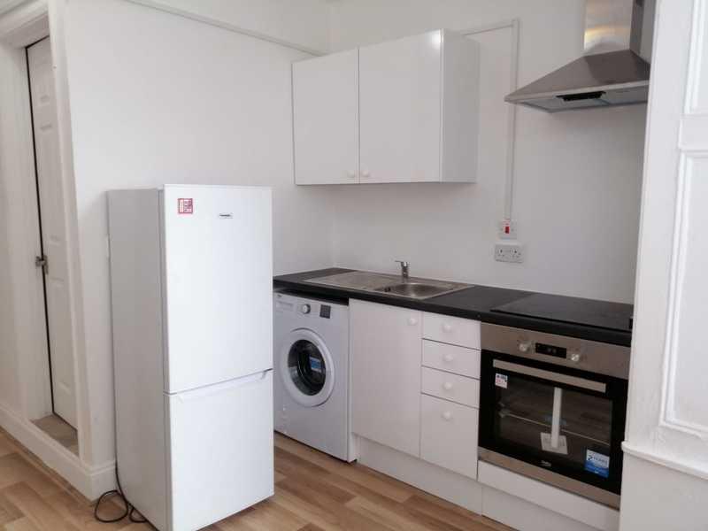 1 bed property in Salisbury Road, Cardiff